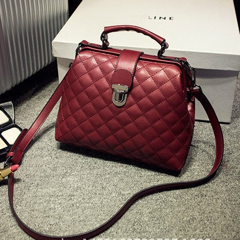 Summer Lingge Leather Retro Bag