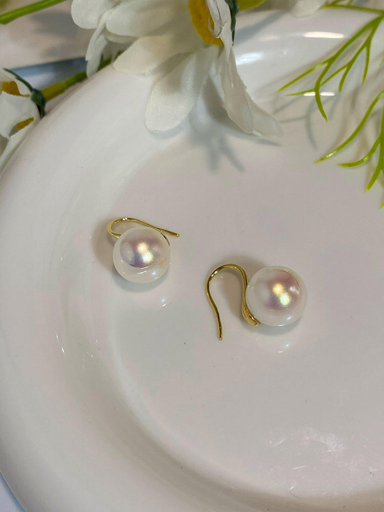 Simple Pearl Earrings