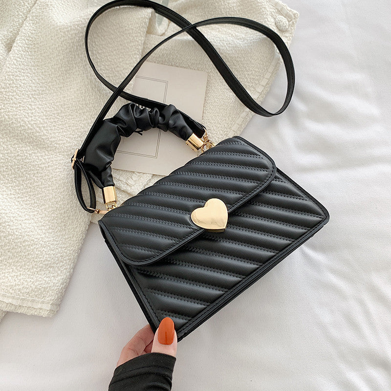 Chain Shoulder Bags